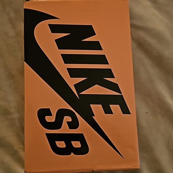 Nike Dunk SB x Diamond Co, the "Tiffany" Size 9.5 - Picture 2 of 9